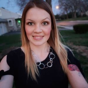 Meet your Posher, Kelsie